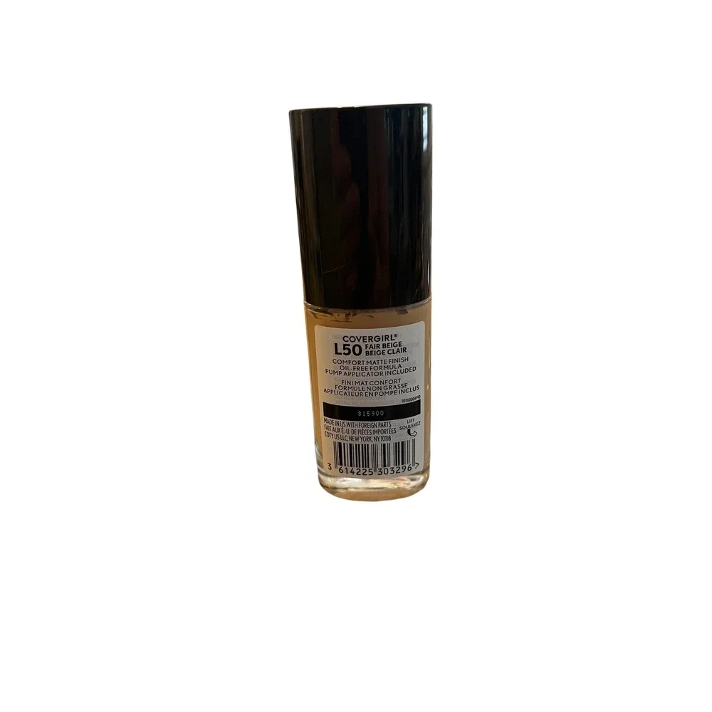 Covergirl TruBlend Matte Made Foundation L50 Fair Beige‎ 12HR Liquid 1 fl oz NEW